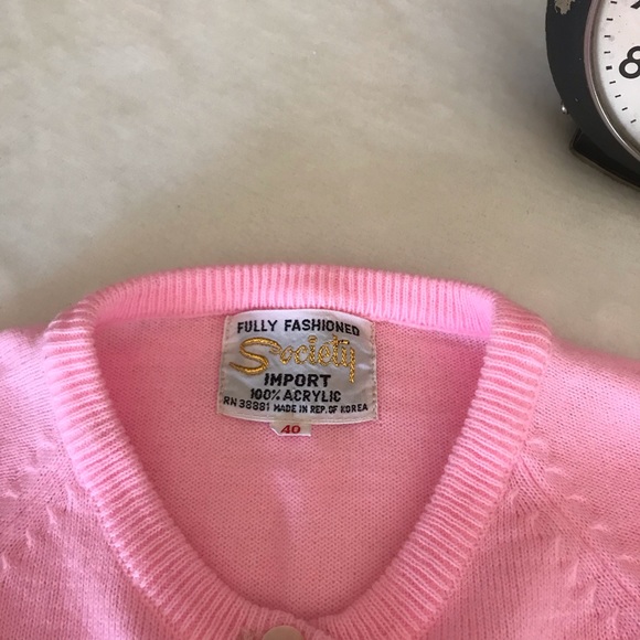 Vintage Pink Cardigan - like NEW 🌸 - Picture 10 of 10